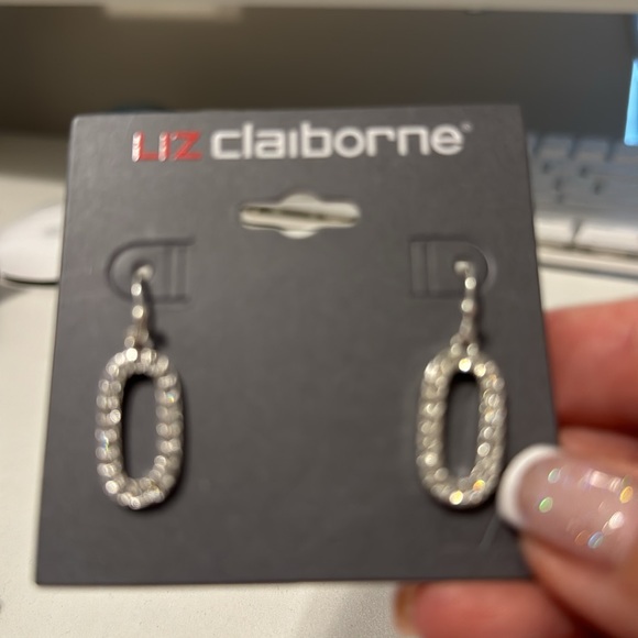🎉 New Liz Claiborne Sparkle Earrings 🎉 - Picture 2 of 2